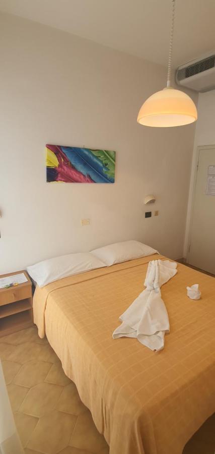 Hotel Vela Azzurra Rimini Exterior photo