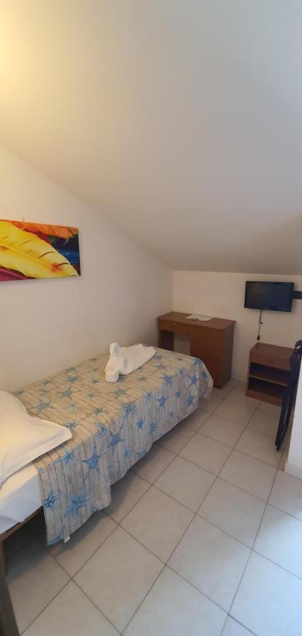 Hotel Vela Azzurra Rimini Exterior photo